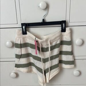 Edikted Amari knit shorts
